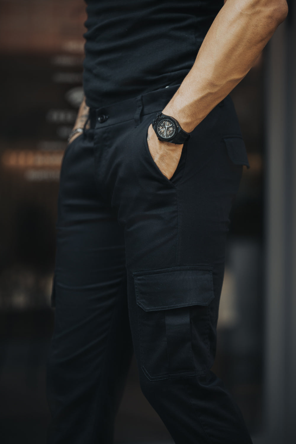 Black Cargo 6-Pocket